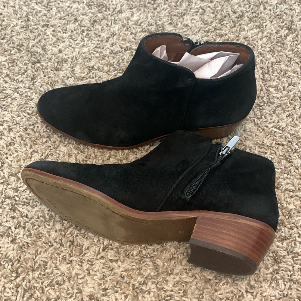Sam Edelman size 8 black suede zipper ankle booties